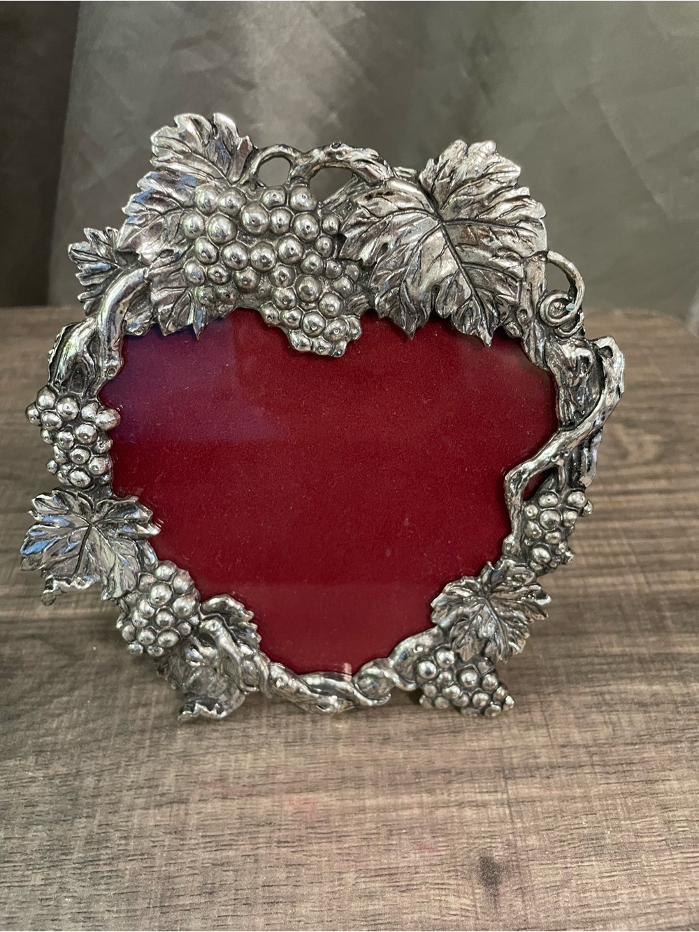 Vintage 1993 Arthur Court Grapevine Heart Picture Frame